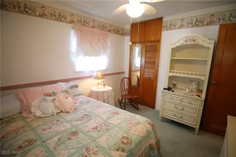 7018 Freeland Dr, Elyria, OH 44035 photo 12