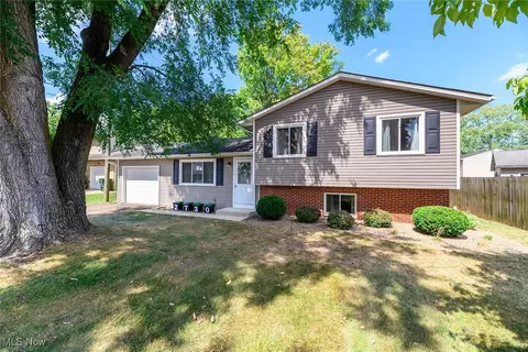 2730 Boron St NW, Massillon, OH 44646