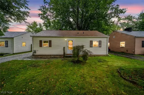 864 North Ave, Painesville, OH 44077