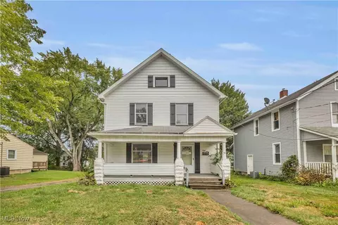 49 Victor Ave, Niles, OH 44446