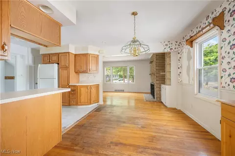 1476 Bryden Dr, Akron, OH 44313 photo 6