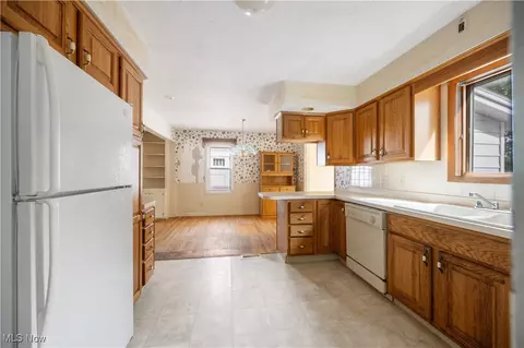 1476 Bryden Dr, Akron, OH 44313 photo 7