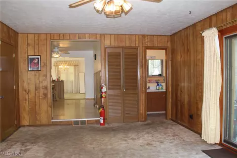 1185 E Dartmoor Ave, Seven Hills, OH 44131 photo 12