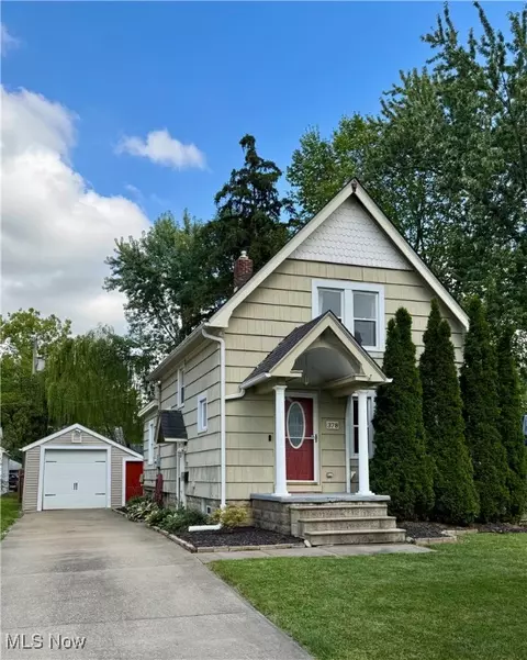 378 Concord Ave, Elyria, OH 44035