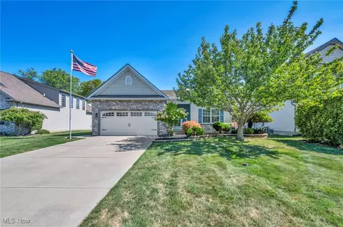 181 Shoreland Cir, Willowick, OH 44095