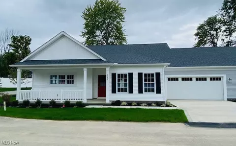 4322 Literary Ln, Willoughby, OH 44094