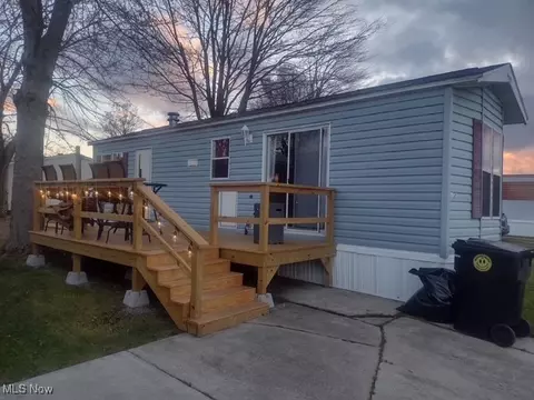 4534 Lake Rd E #12, Geneva, OH 44041