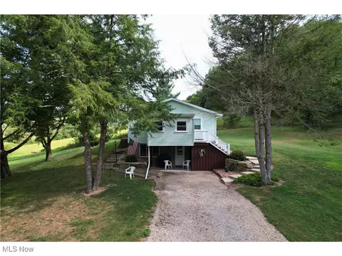 6599 Buckhorn Rd, Newcomerstown, OH 43832