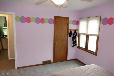 Bedroom - 36767 Meadowdale Dr, Solon, OH 44139 photo 6 of 9