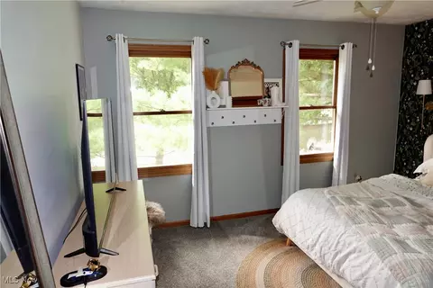 Bedroom - 36767 Meadowdale Dr, Solon, OH 44139 photo 4 of 9