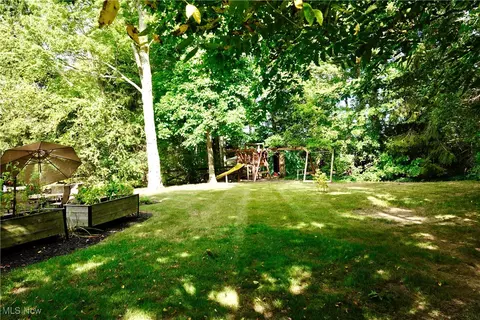 Exterior - 36767 Meadowdale Dr, Solon, OH 44139 photo 7 of 14