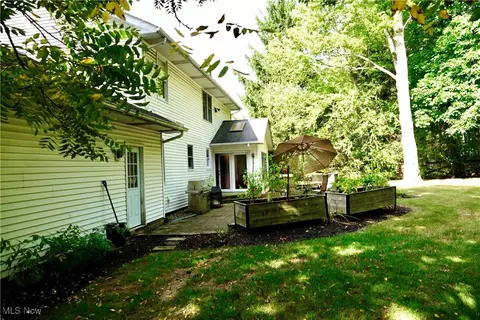 Exterior - 36767 Meadowdale Dr, Solon, OH 44139 photo 8 of 14