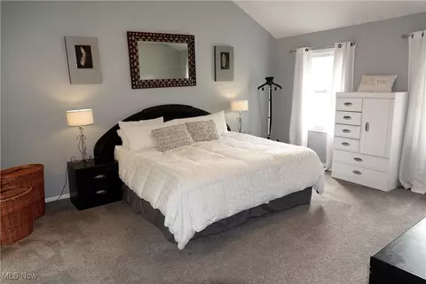 Bedroom - 36767 Meadowdale Dr, Solon, OH 44139 photo 1 of 9
