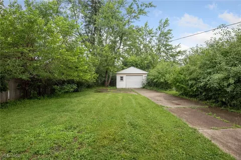 Exterior - 20107 Libby Rd, Maple Heights, OH 44137 photo 6 of 6