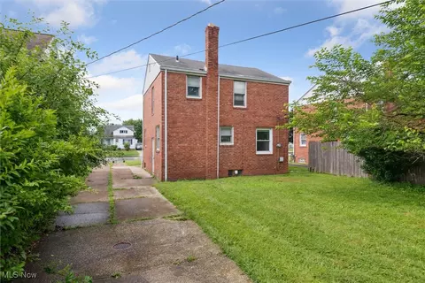 Exterior - 20107 Libby Rd, Maple Heights, OH 44137 photo 5 of 6
