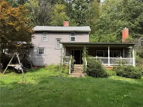 48350 Bell School Rd, East Liverpool, OH 43920