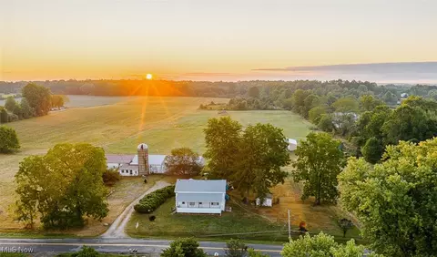 1628 New Milford Rd, Atwater, OH 44201