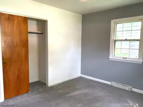 145 Whitman Blvd, Elyria, OH 44035 photo 9