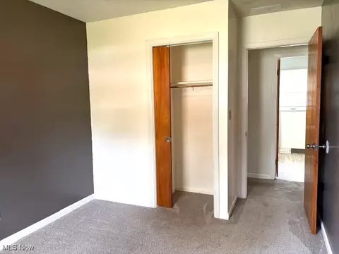 145 Whitman Blvd, Elyria, OH 44035 photo 12