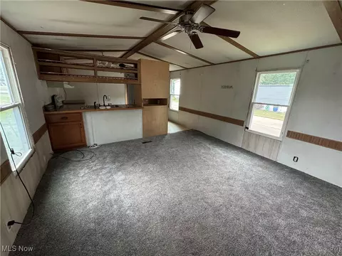 159 Charles Dr, Dover, OH 44622 photo 4