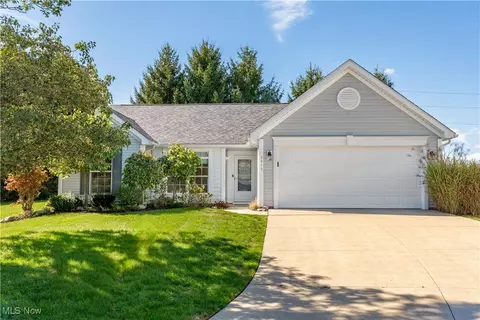 3945 Arbor Creek Ave NW, Canton, OH 44718