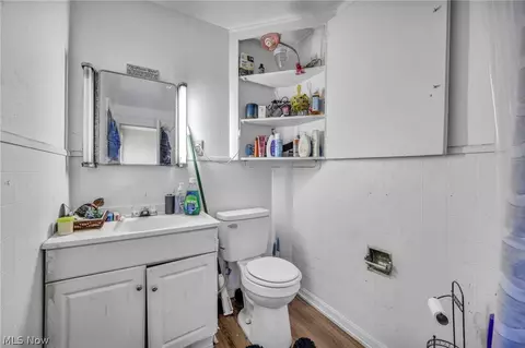 Bath - 1716 Middle Ave, Elyria, OH 44035 photo 1 of 1
