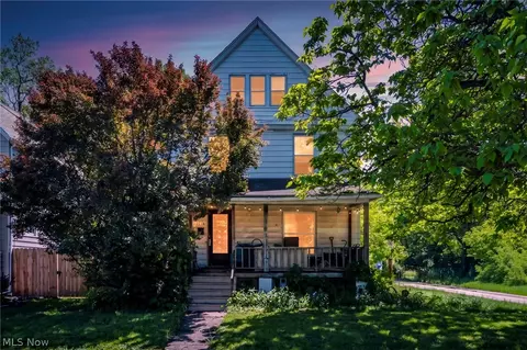 1716 Middle Ave, Elyria, OH 44035