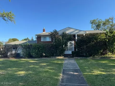 24051 Columbus Rd, Bedford Heights, OH 44146