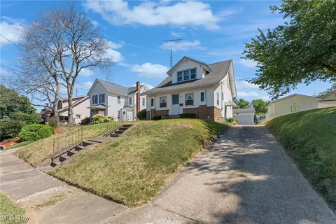 104 16th St SW, Massillon, OH 44647