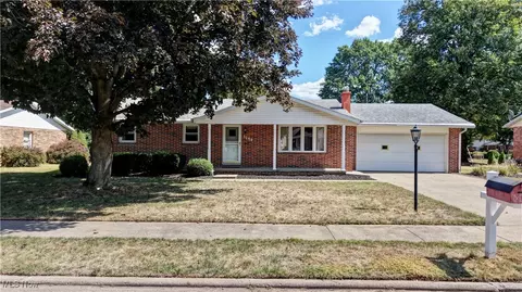 1149 Jefferson St SE, New Philadelphia, OH 44663