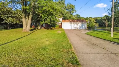14413 Macklin Rd, New Springfield, OH 44443