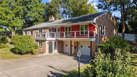 3650 Overhill Dr NW, Canton, OH 44718