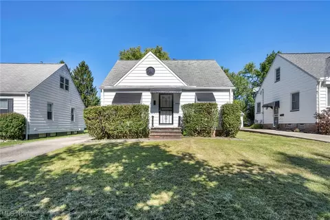 19915 Maple Heights Blvd, Maple Heights, OH 44137