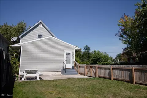 Exterior - 1614 E 49th St, Ashtabula, OH 44004 photo 2 of 7