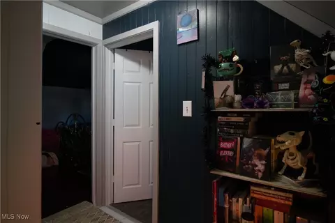 Entry Way - 1614 E 49th St, Ashtabula, OH 44004 photo 11 of 11