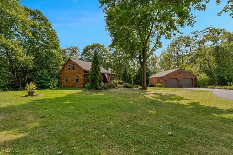 Exterior - 14 Clingan Rd, Struthers, OH 44471 photo 11 of 16