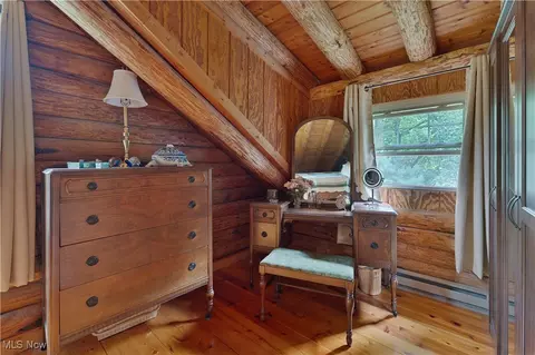 Bedroom - 14 Clingan Rd, Struthers, OH 44471 photo 4 of 6