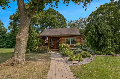 14 Clingan Rd, Struthers, OH 44471