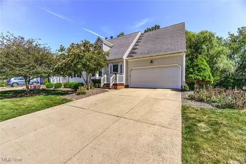 5139 Rockport Cv, Stow, OH 44224