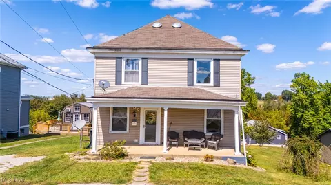 145 Kennard Ave, Barnesville, OH 43713