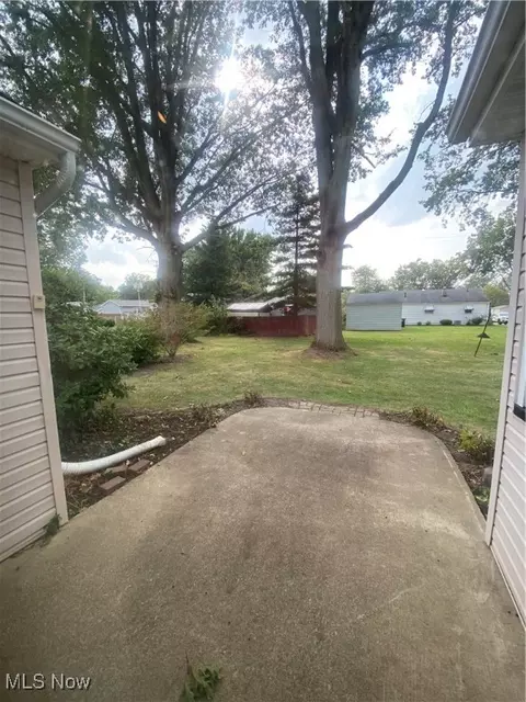 809 Norman Ave, Ashtabula, OH 44004 photo 3
