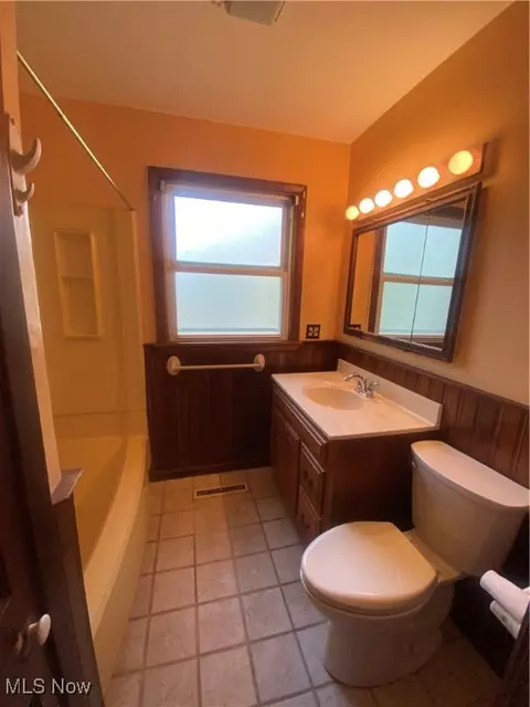 809 Norman Ave, Ashtabula, OH 44004 photo 18