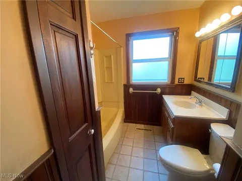 809 Norman Ave, Ashtabula, OH 44004 photo 16