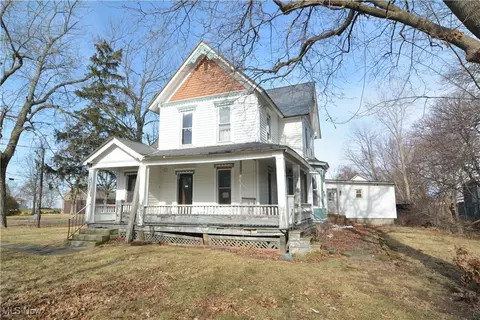 2912 W Erie Ave, Lorain, OH 44053