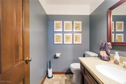Bath - 7721 W Parkside Dr, Boardman, OH 44512 photo 1 of 4