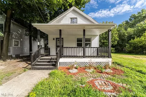 8019 Platt Ave, Cleveland, OH 44104