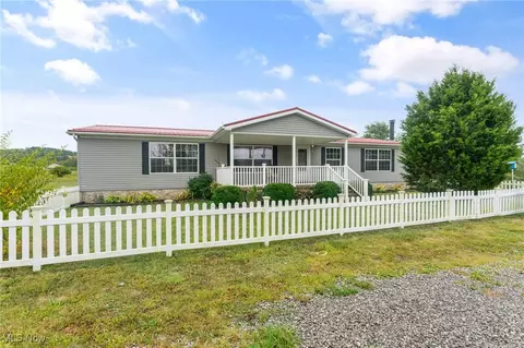 11710 State Route 164, Lisbon, OH 44432