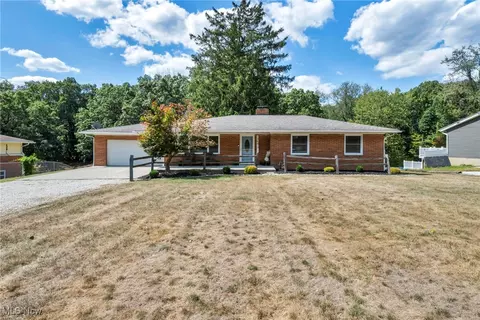 1369 S Polen Ave, Mogadore, OH 44260