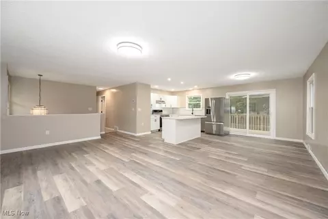 Living - 2882 State Route 44, Rootstown, OH 44272 photo 2 of 11