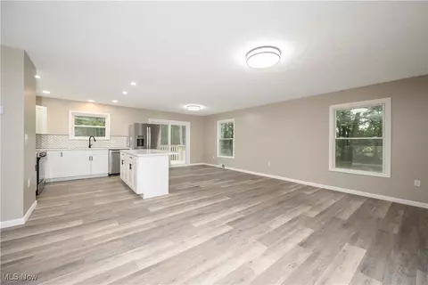 Living - 2882 State Route 44, Rootstown, OH 44272 photo 3 of 11
